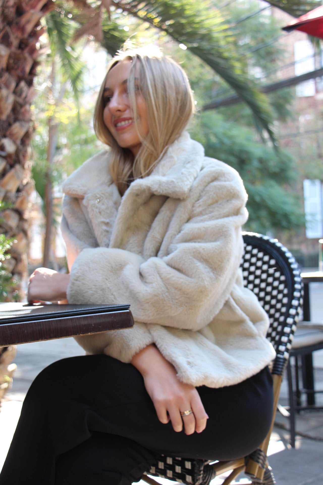 Chaqueta Pelux Café claro